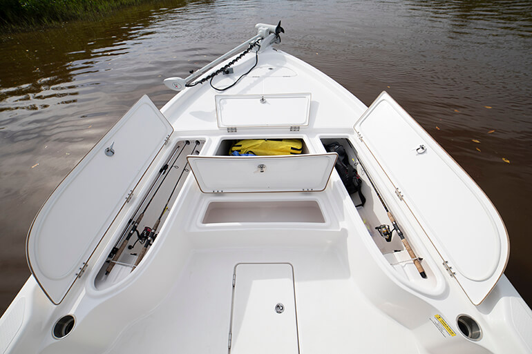 Blue Wave 2400 PureBay Boat Review