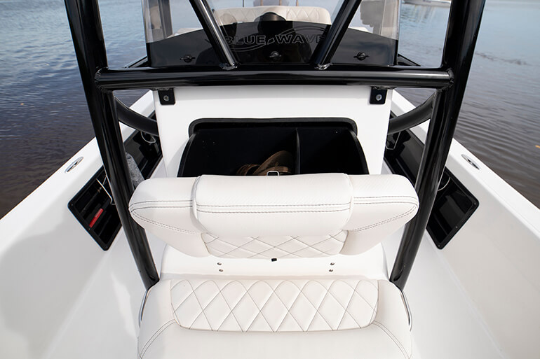 Blue Wave 2400 PureBay Boat Review