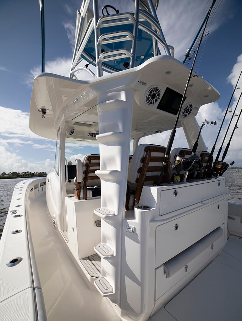 SeaVee 450z Boat Review