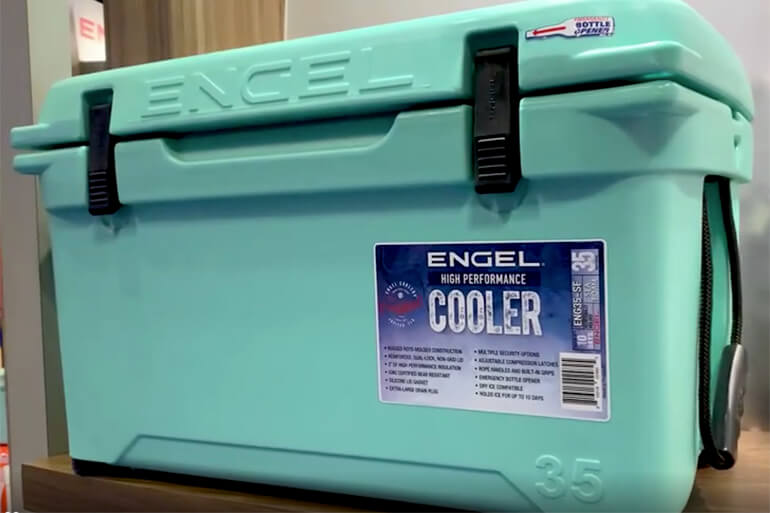 Ice Management Tips & What to Look for When Shopping for a Cooler