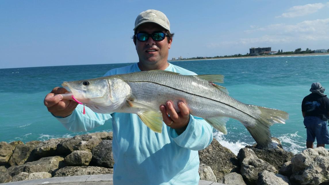 Snook Fishing Off of the Beach (The Complete Guide) - FYAO Saltwater Media  Group, Inc.